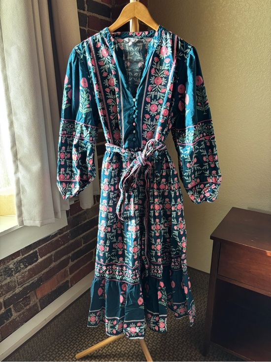 crown & ivy Dresses & Skirts - crown & ivy Teal Dress with Pink Floral Print Size XXL
